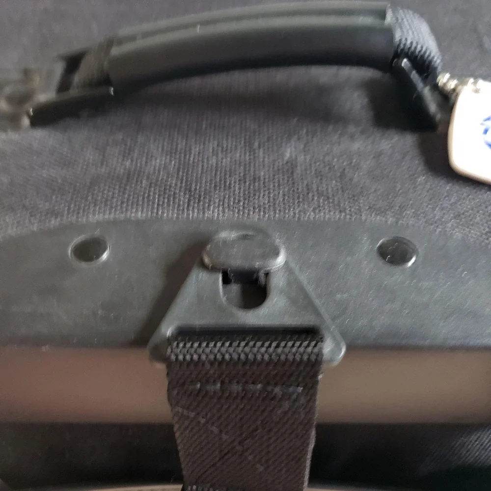 USL Litigation Roller Bag L Black 18